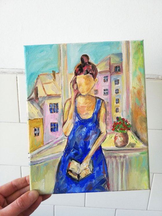 Faceless Woman Reading