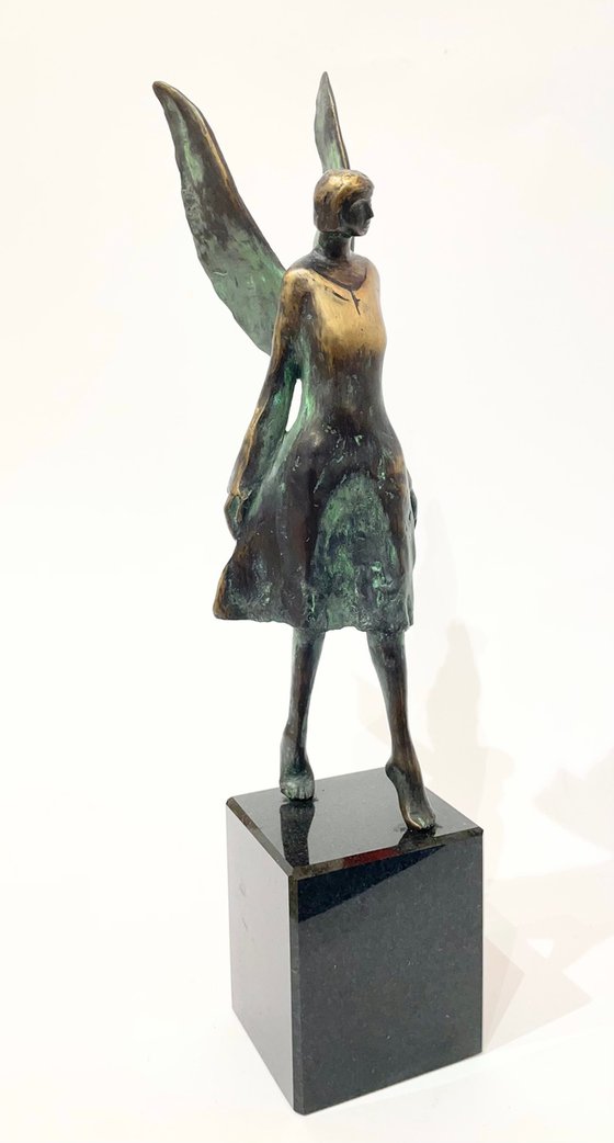 Walking Angel, no.(EA II/IV)