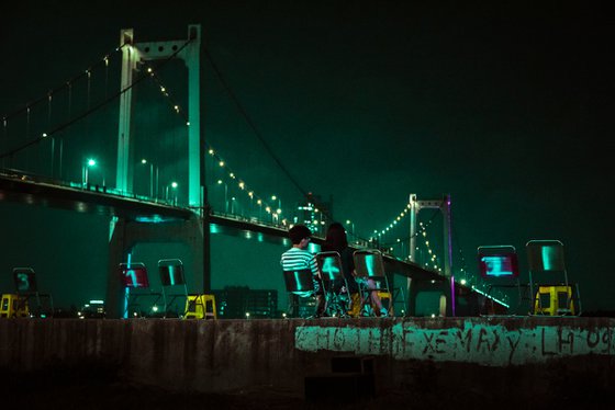 Riverside Seating No.1