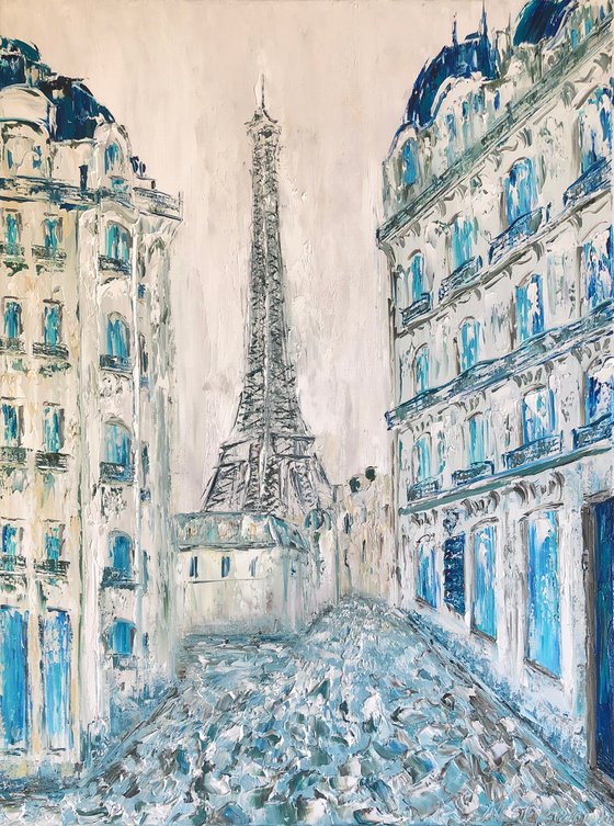 OLD PARIS - Eiffel Tower. Blue gamma. Old town. Perspective. Paris. Street. Urban landscape. Views of Paris. Romance. Europe.