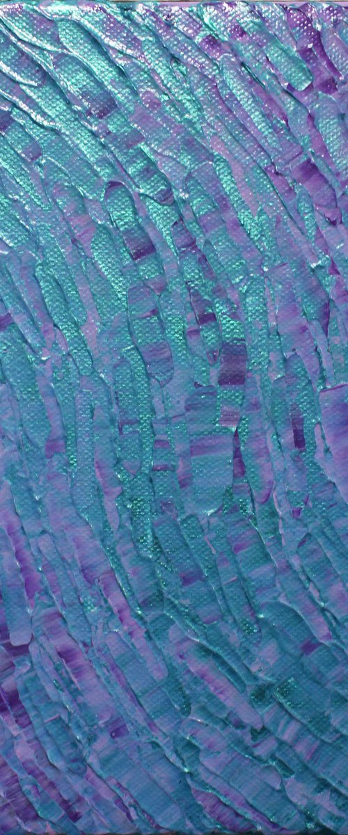 Texture movement / Violet Blue by Jonathan Pradillon