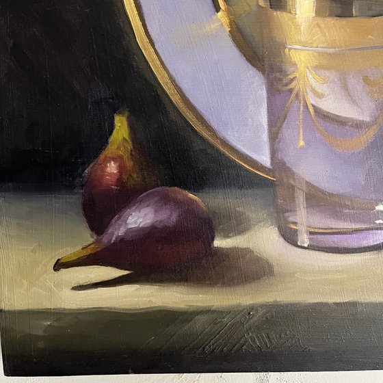 Tea light and figs