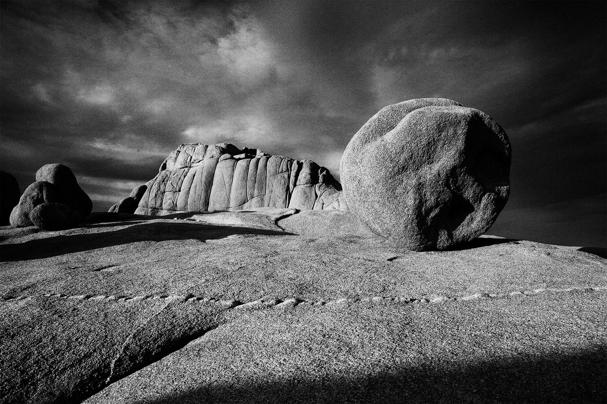 Photorealistic Landscape Photograph By Heike Bohnstengel, 28 X 20, Boulder, Joshua Tree, Original Artwork