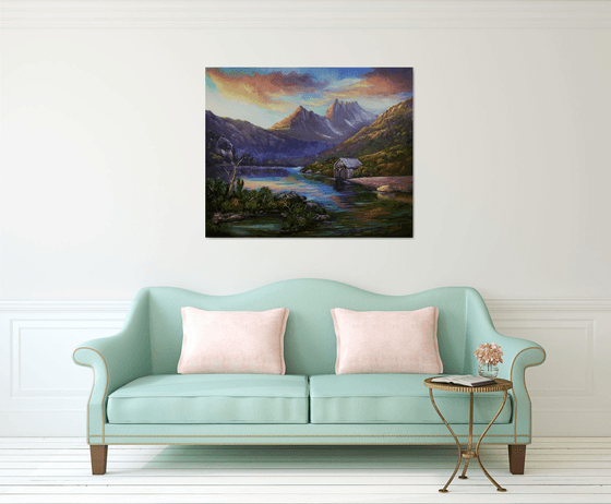 First light Cradle Mountain