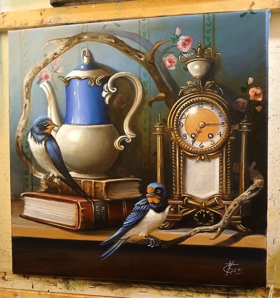 Blue teapot