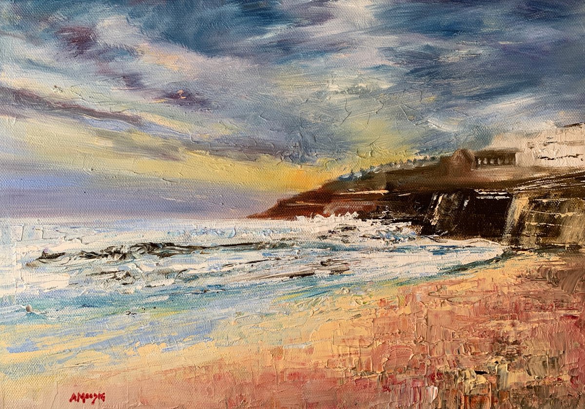 Morning Waves, Whitley Bay by Andrew Moodie
