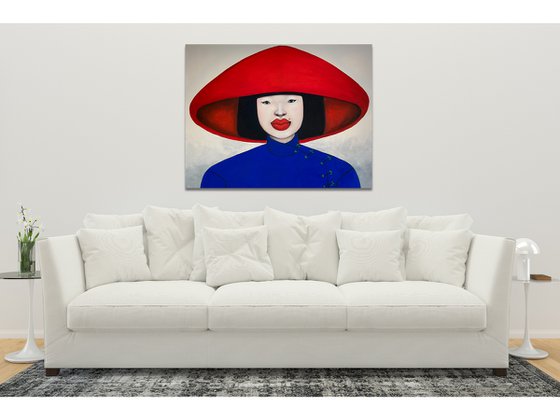 Lady in red hat