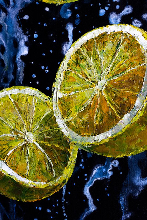 Lemon wedges