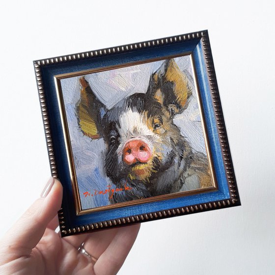 Pig painting