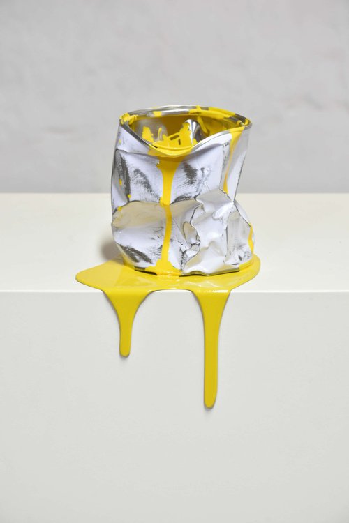 Le vieux pot de peinture jaune - 363 by Yannick Bouillault