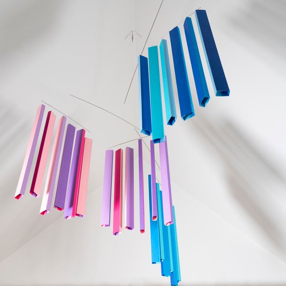 Moving stripes mobile No. 1