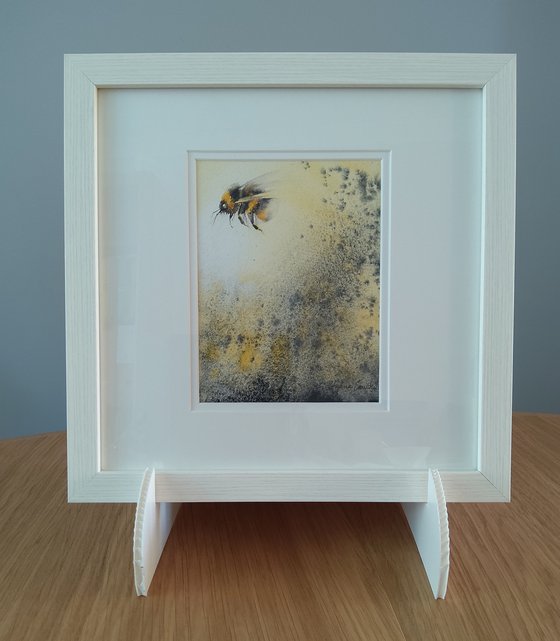 Bumble bee, an original watercolour painting