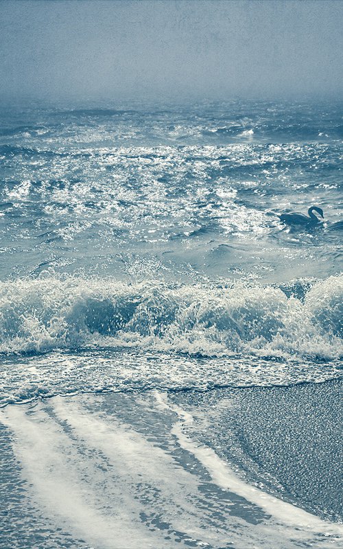 Ocean of solitude. by Valerix