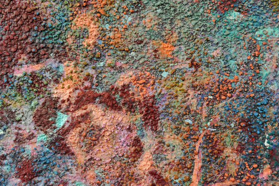 Oxidized burgundy tree leaves