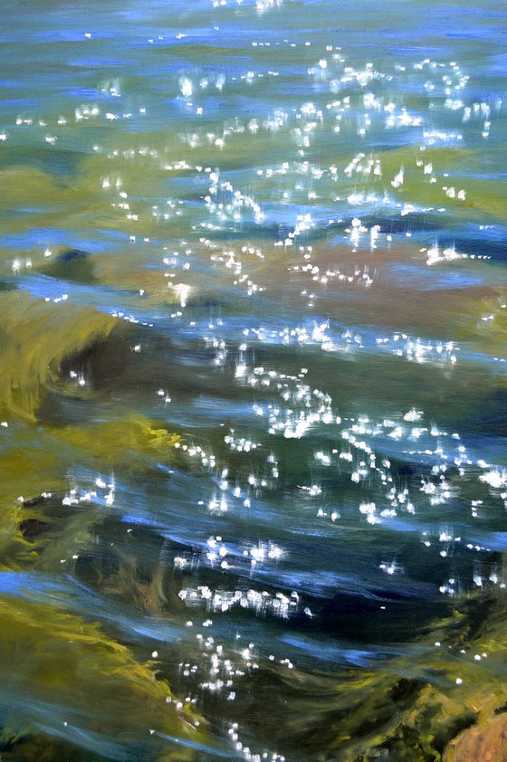 Music of the sea. Transparent water. Large