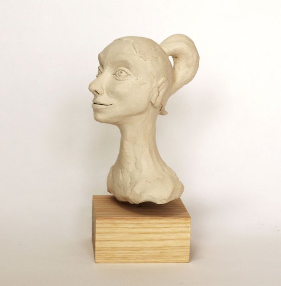 Zhenia: ceramic portrait sculpture