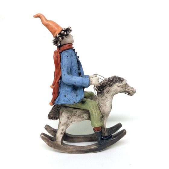 Swinging Horse