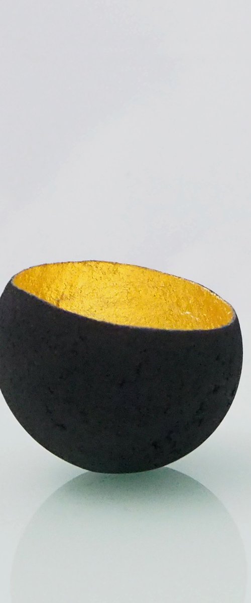Glow 22ct Gold - mini by Tracy Nicholls