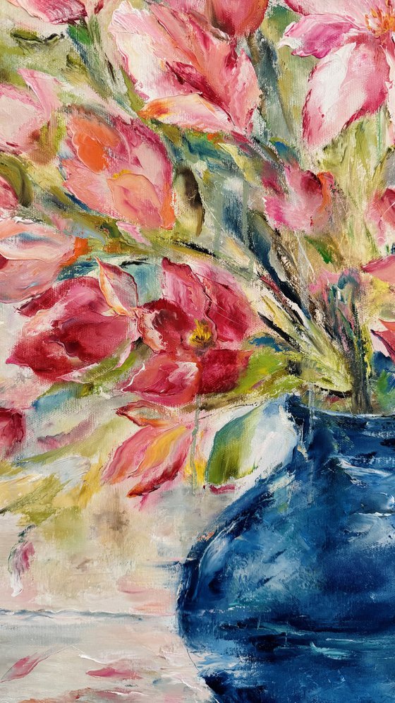 The blue vase