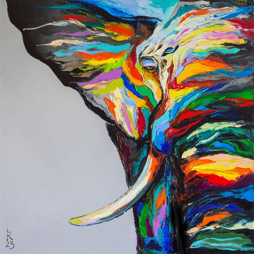 Wise elephant by Liubov Kuptsova